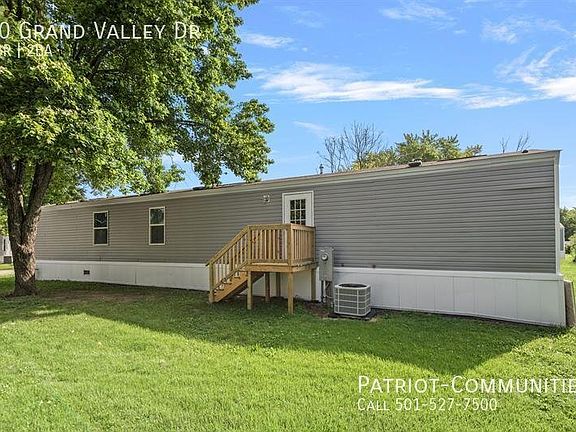 4th image of 20 Grand Valley Dr