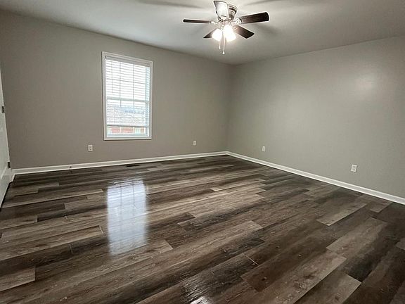 4th image of 1045 Judah Bear Blvd #1