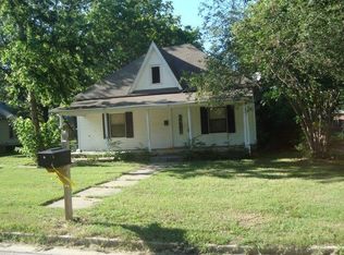 2088 Taylor St, Milan, TN 38358