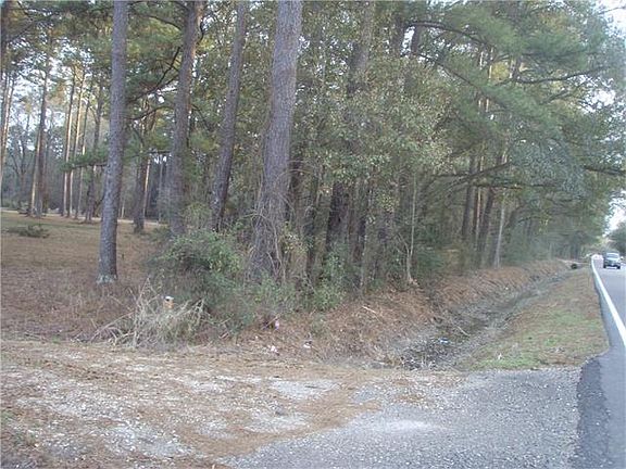 3rd image of 547 Highway 1085