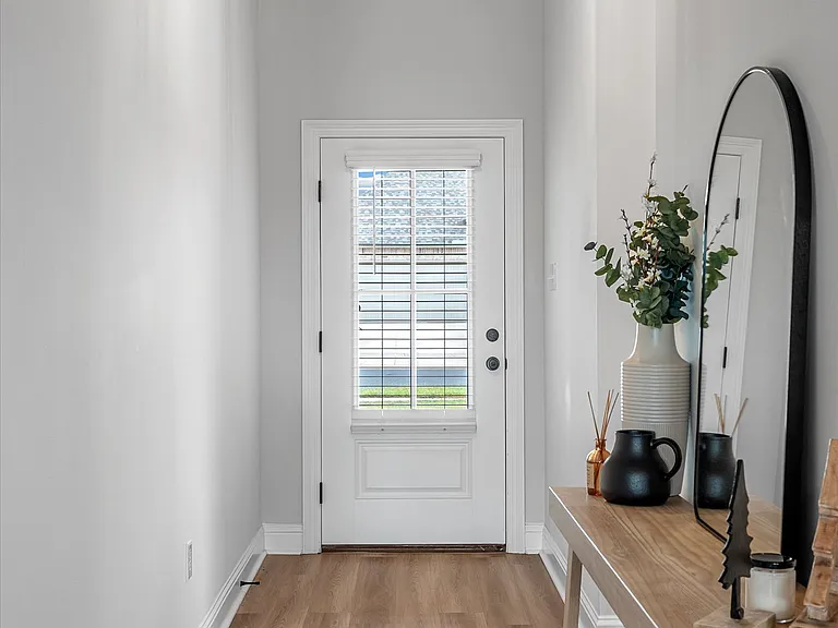 24 Venecia Ct — Photo 11