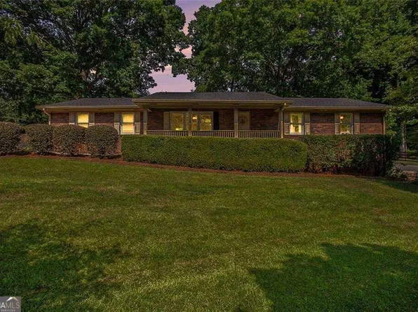 3847 Plumcrest Rd SE, Smyrna, GA 30082