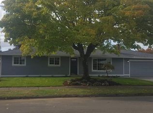 595 45th Pl NE, Salem, OR 97301