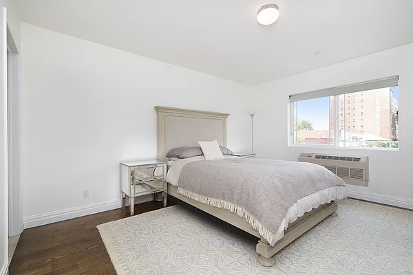 Sold by Compass | media 3