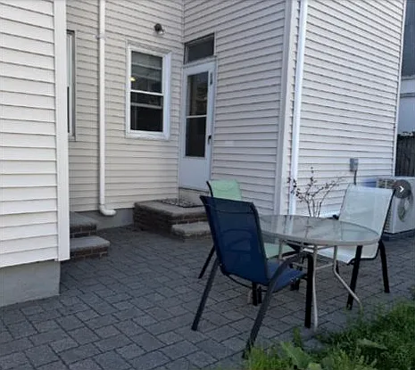 2 bed, 752 sqft, $3,000 — Photo 4