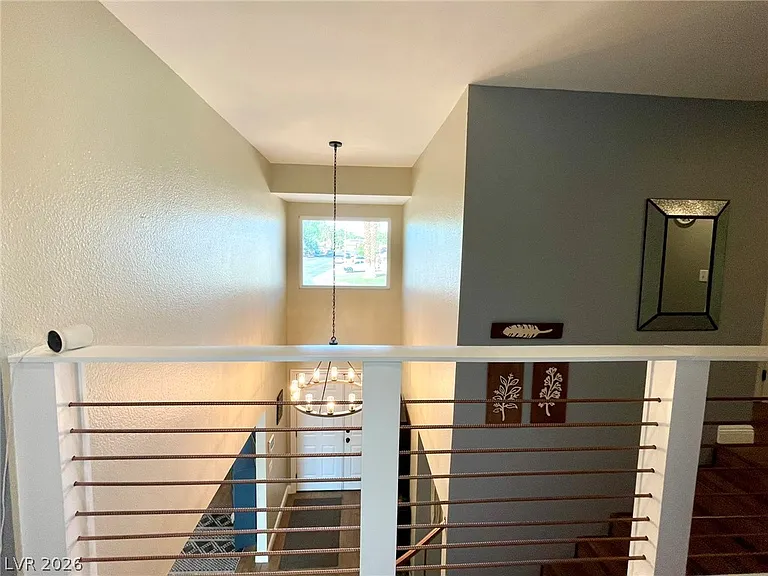 2246 Windsor Dr — Photo 41