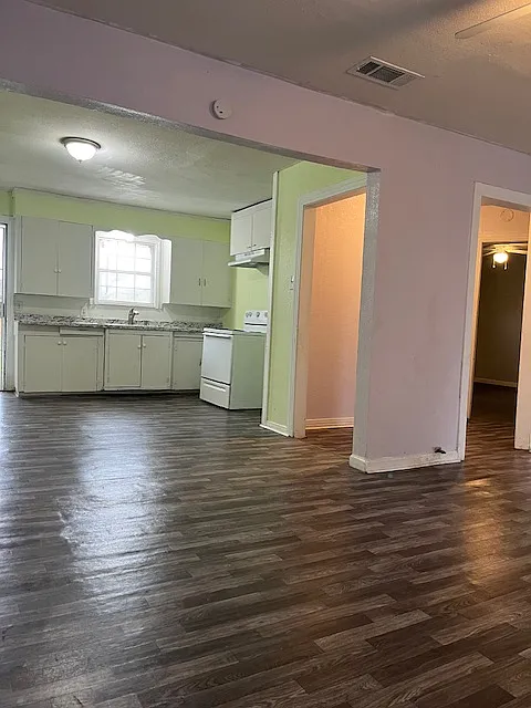 5718 Houghton Ave — Photo 3