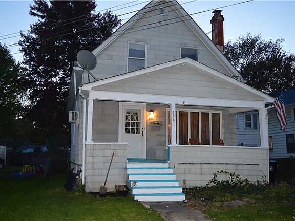 2nd image of 186 Franklin St