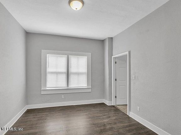 3rd image of 1018 FRAZIER Street