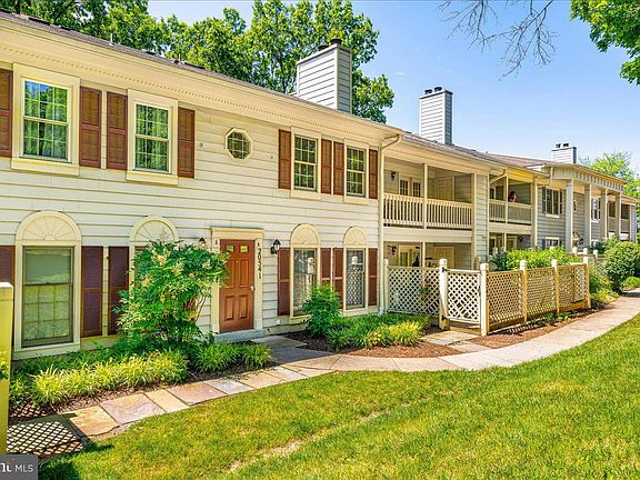 2nd image of 20541 Shadyside Way #28-2