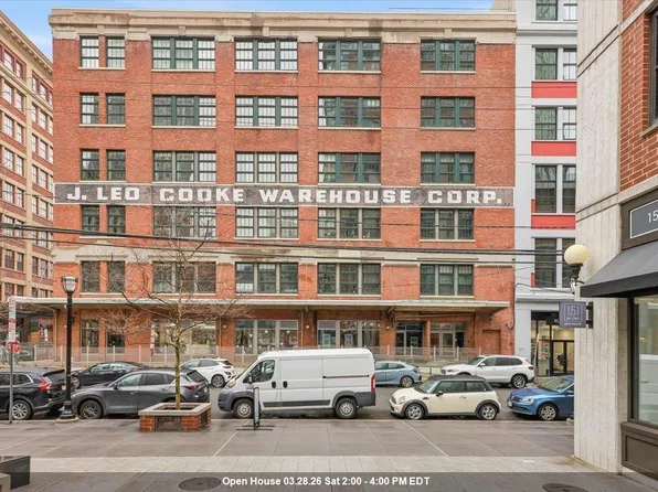 140 Bay Street image 1 of 25