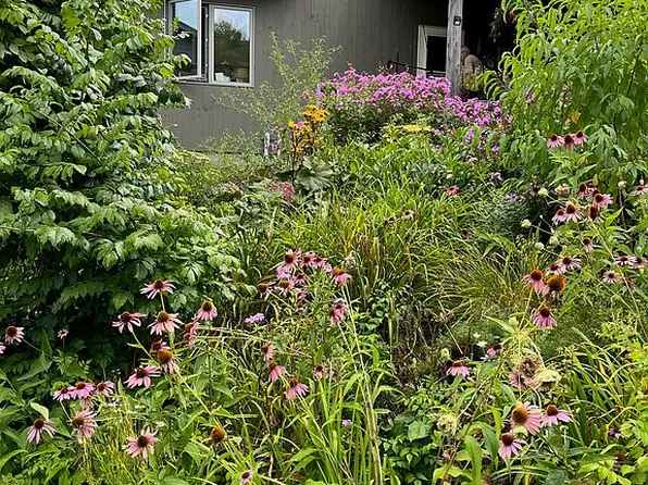17 Linden Rd #A, Hartland, VT 05048
