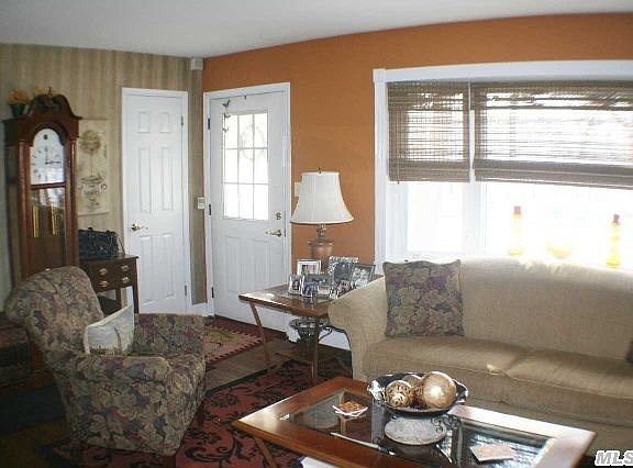 2nd image of 51 Balaton Ave
