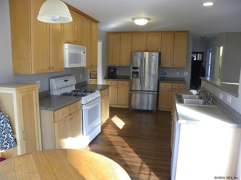 4th image of 7 BRAMBLEWOOD