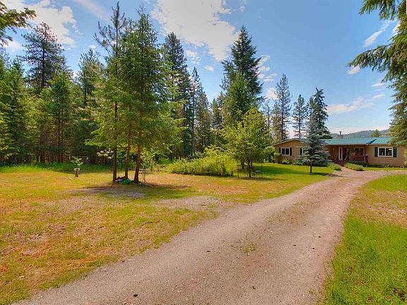 3rd image of 522 Pleasant Dr E