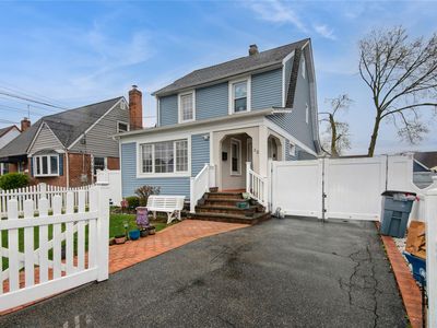 32 Chase Street, Hempstead, NY, 11550