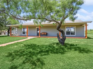 495 Edgin Rd, Bowie, TX 76230