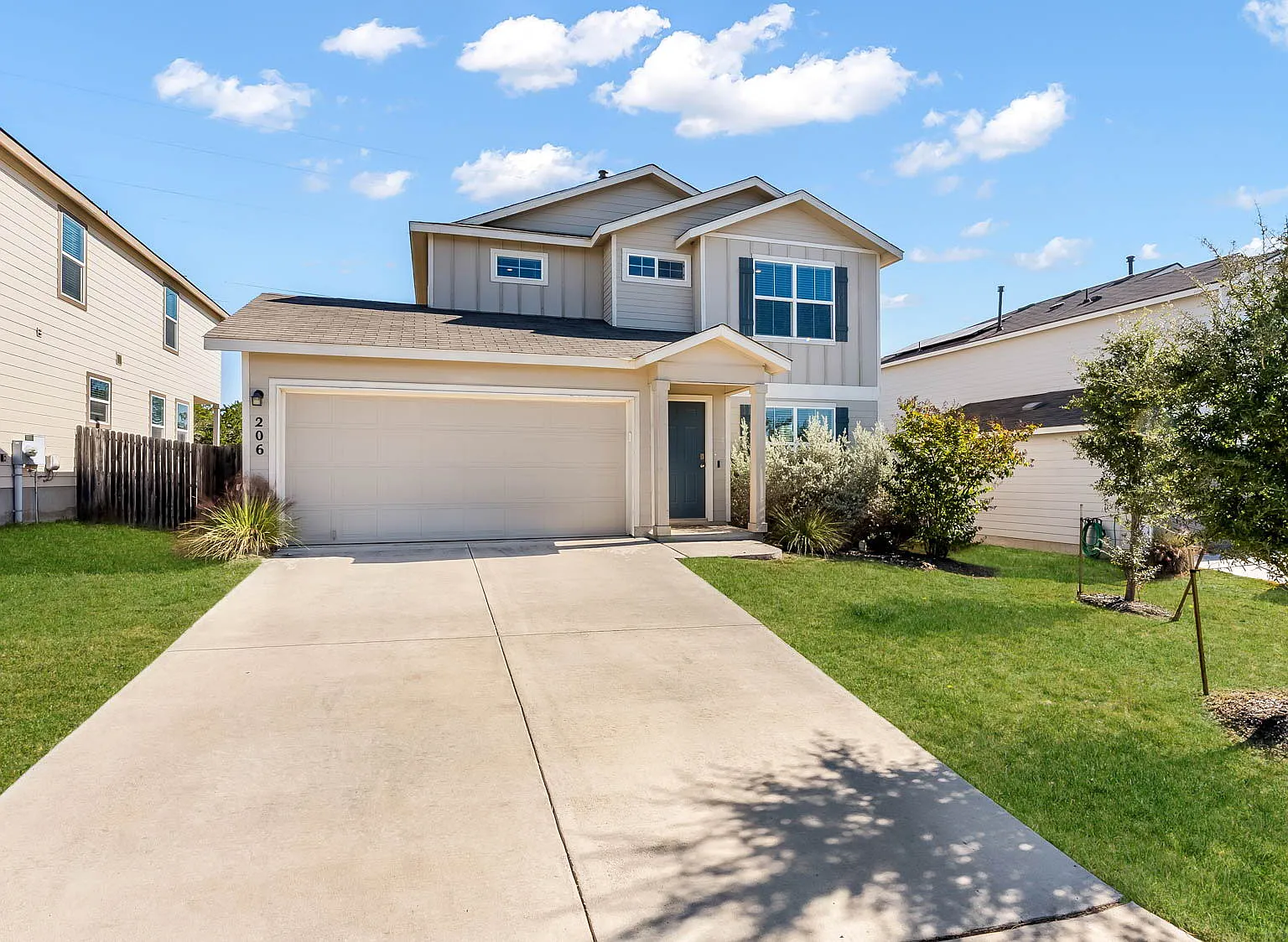3 bed, 2.5 bath, 1497 sqft, $1,550 — Photo 2