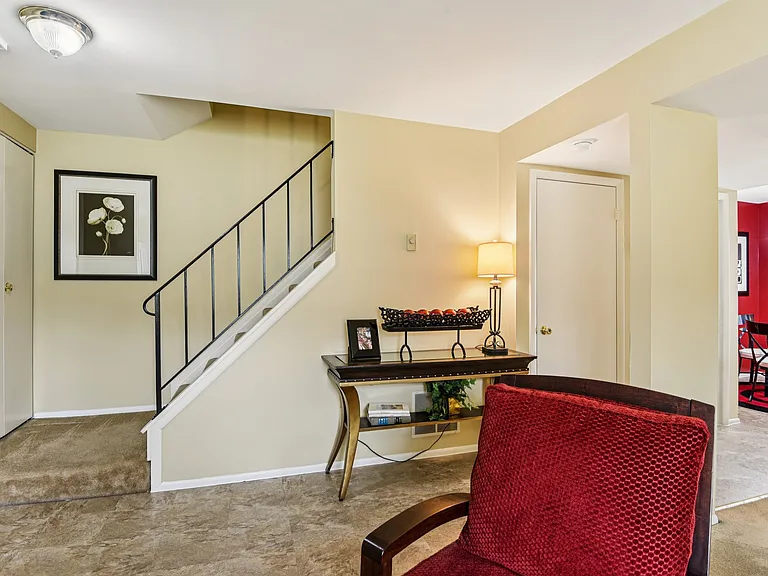 Howard Hills Rental Townhomes and Duplexes — Photo 91