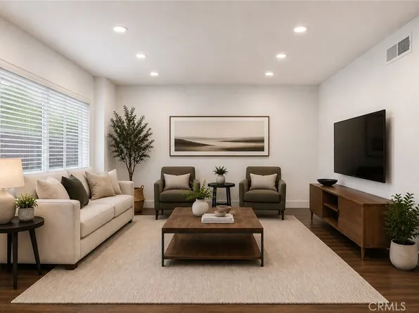 11808 Hamlin St APT 3, North Hollywood, CA 91606