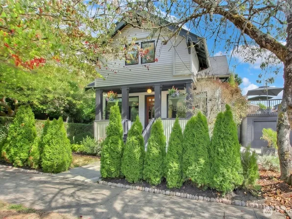 4006 Corliss Avenue N, Seattle, WA 98103