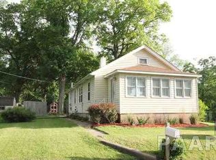 1227 N Maple St, East Peoria, IL