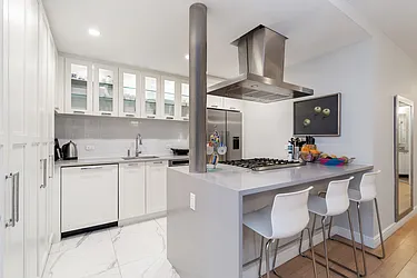 Sold by Jade Stone Real Estate Consulting