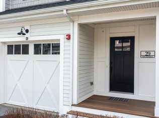 29 Southfield Ln UNIT 29, Sherborn, MA 01770