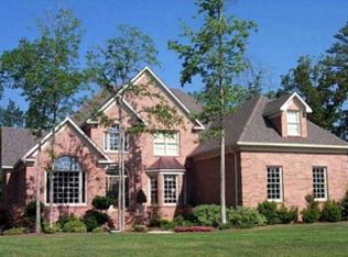 109 Lake Pointe Dr, Macon, GA 31210