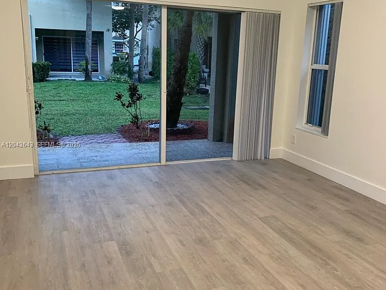 726 SW 122nd Ave #726 — Photo 9