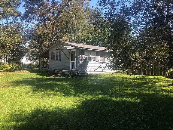 3rd image of 302 E Smith St