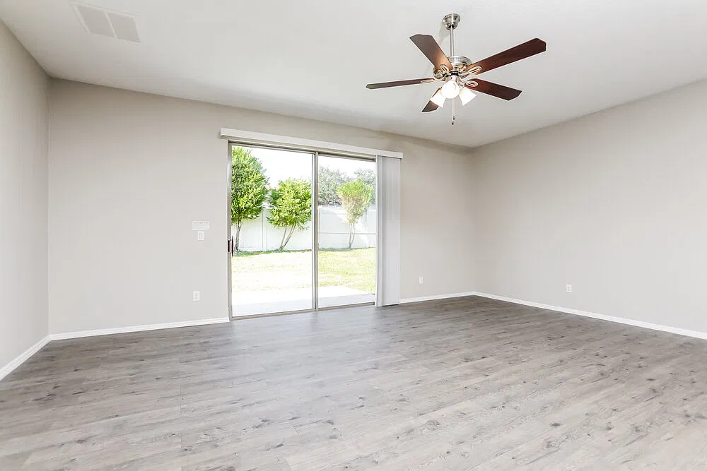 3 bed, 2.0 bath, 2164 sqft, $2,855 — Photo 3