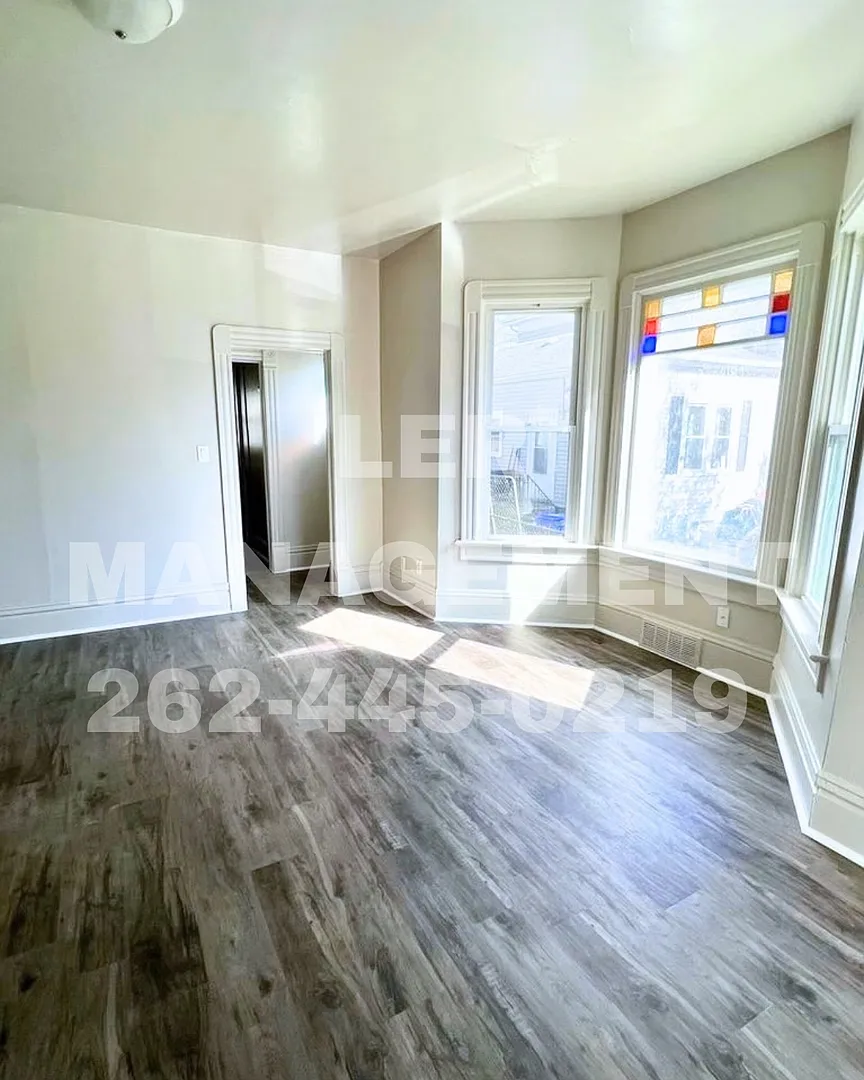 4909 14th Ave — Photo 3
