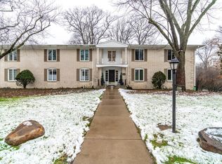 4701 Covington Rd APT 26, Fort Wayne, IN 46804