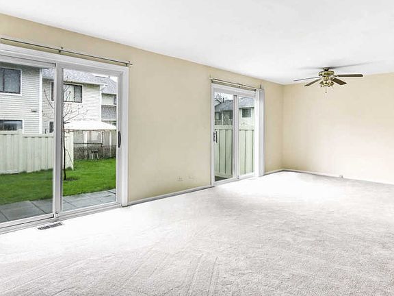 2nd image of 1020 E Cunningham Dr Unit 1020