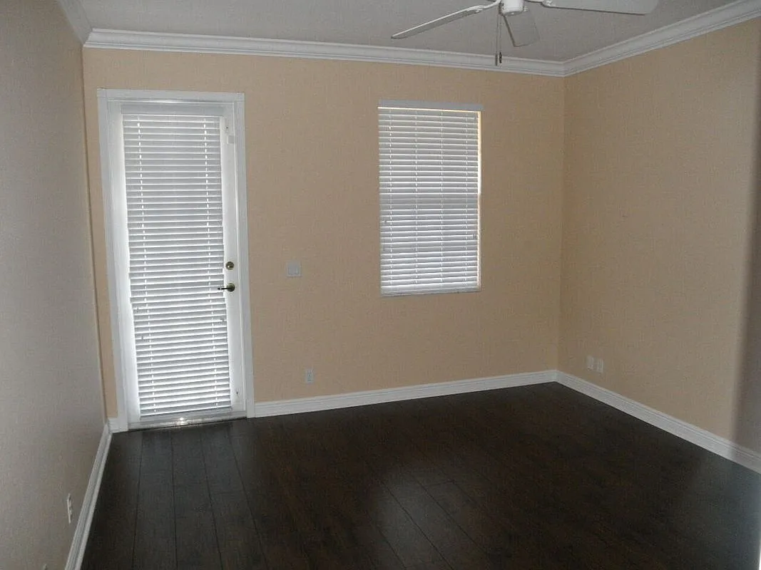 2 bed, 2.5 bath, 1496 sqft, $4,800 — Photo 1