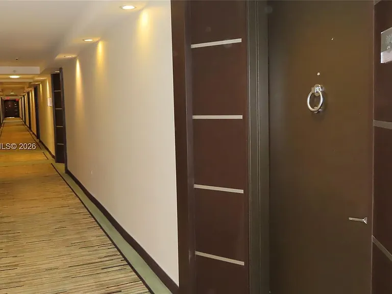 5701 Collins Ave #302 — Photo 29