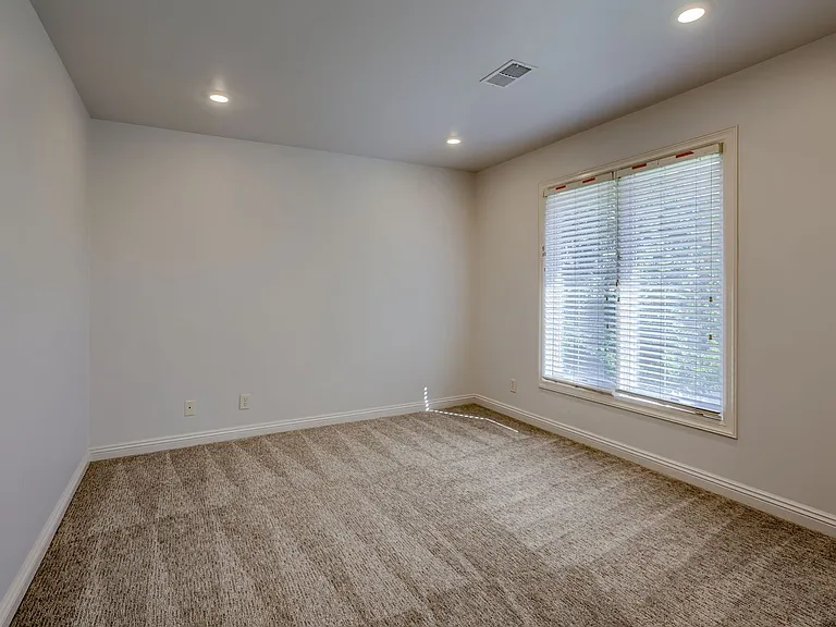 18074 Mayberry St — Photo 46