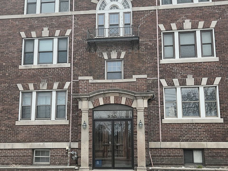 1st image of 229 Washington Ave APT 3A