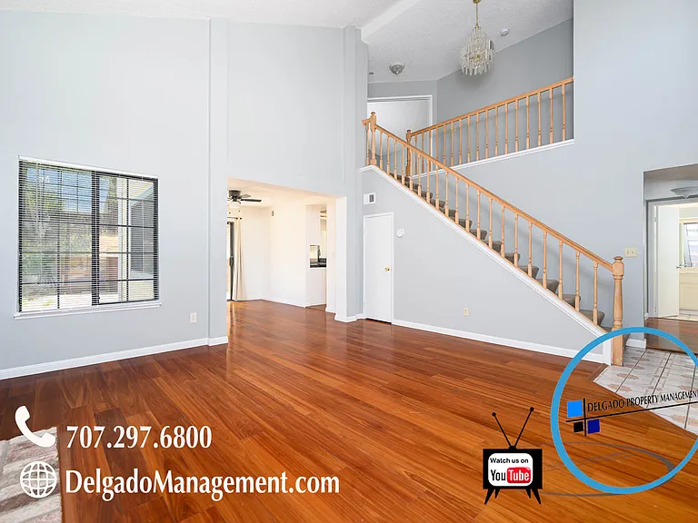 337 Seahorse Dr — Photo 4