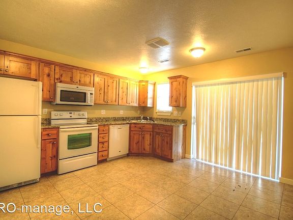 3rd image of 1547 John Adams Pkwy #8607159
