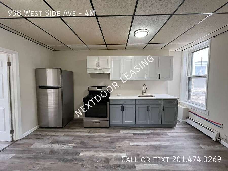 1st image of 938 W Side Ave #4M