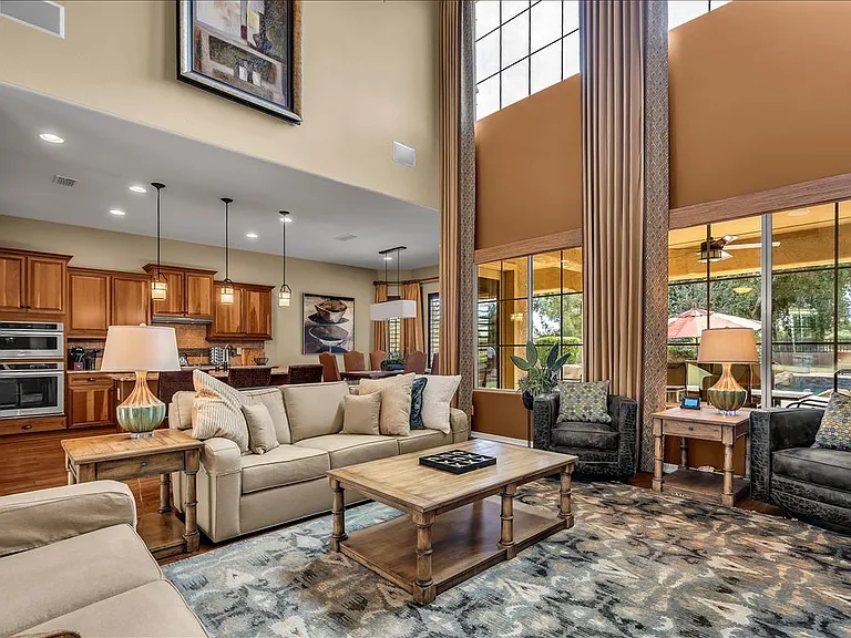 3355 E Indigo St — Photo 42