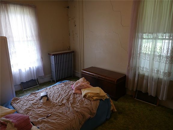 5th image of 1132 Wilkins Ave N