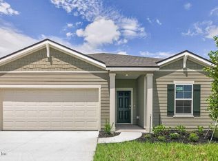 4011 Sitka Pine Cir, Jacksonville, FL 32218