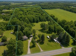 6034 136th Ave, Saugatuck, MI 49453