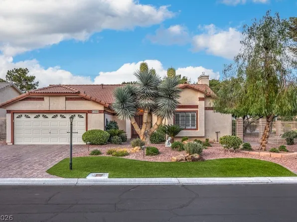 5300 Singing Hills Dr, Las Vegas, NV 89130