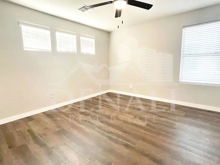 4447 S Antonio Cir — Photo 20