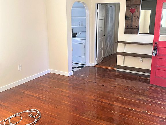 2nd image of 136 Oviedo St #3