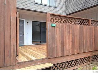 372 Summerwalk Cir, Chapel Hill, NC 27517